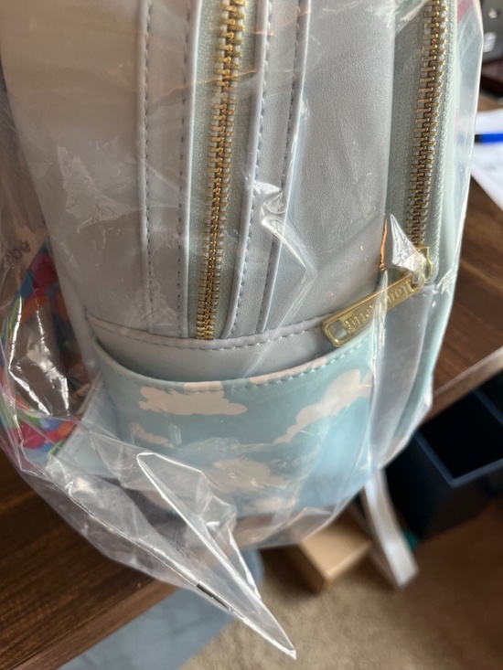 Up loungefly backpack - Picture 4 of 5